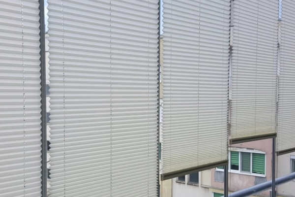 Slim Seri Yaylı Plise Perde